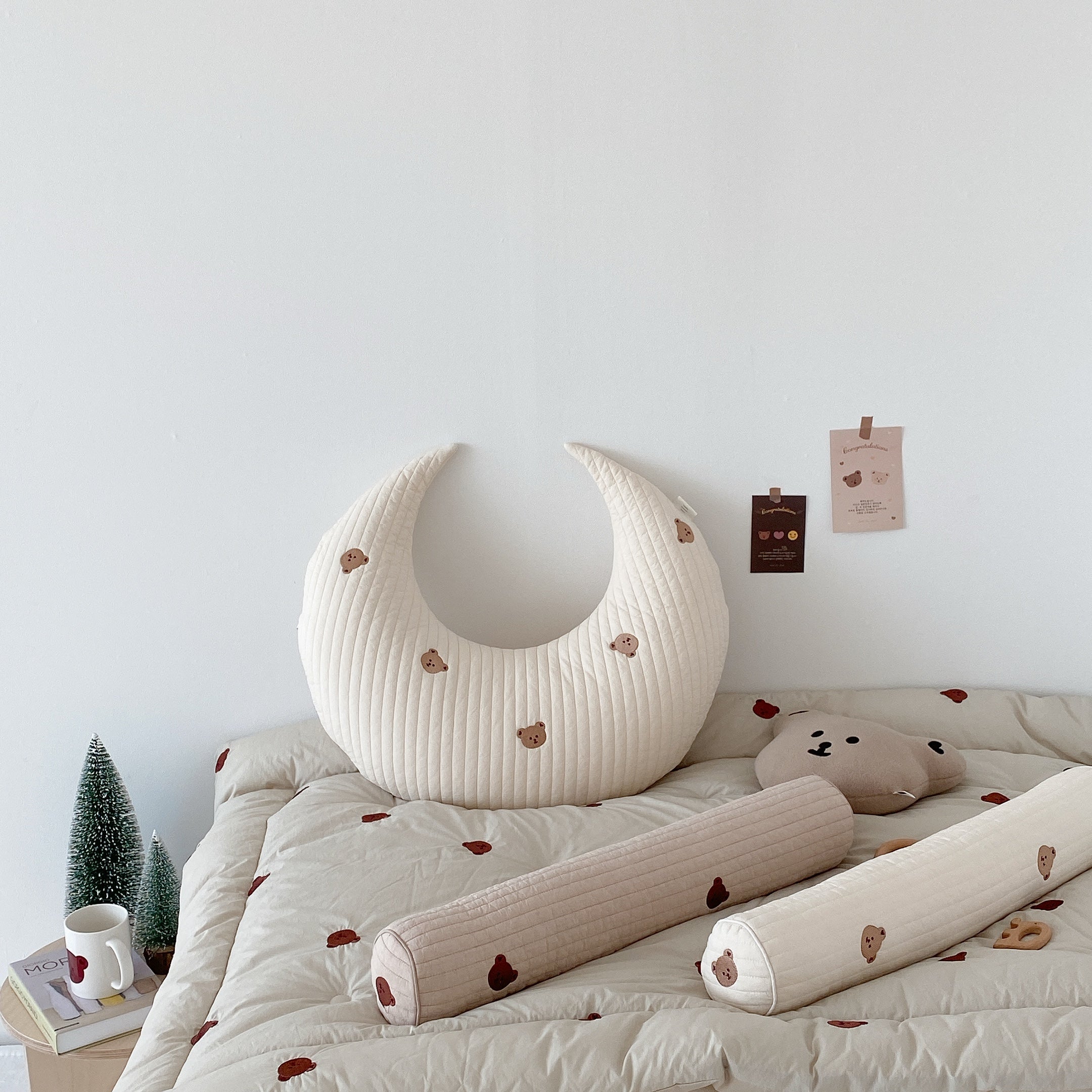 Hypoallergenic Moon Pillow | Bear