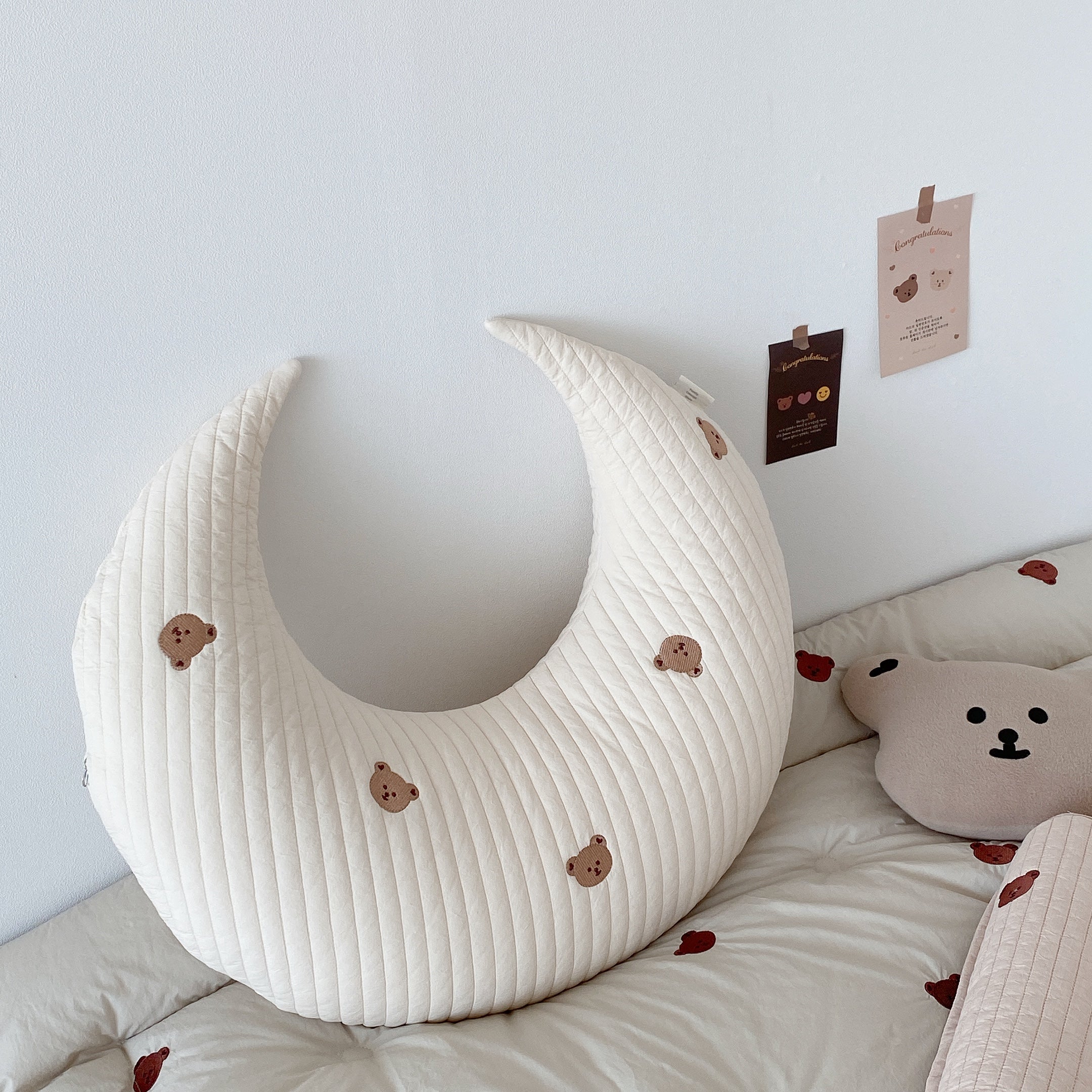 Hypoallergenic Moon Pillow | Bear