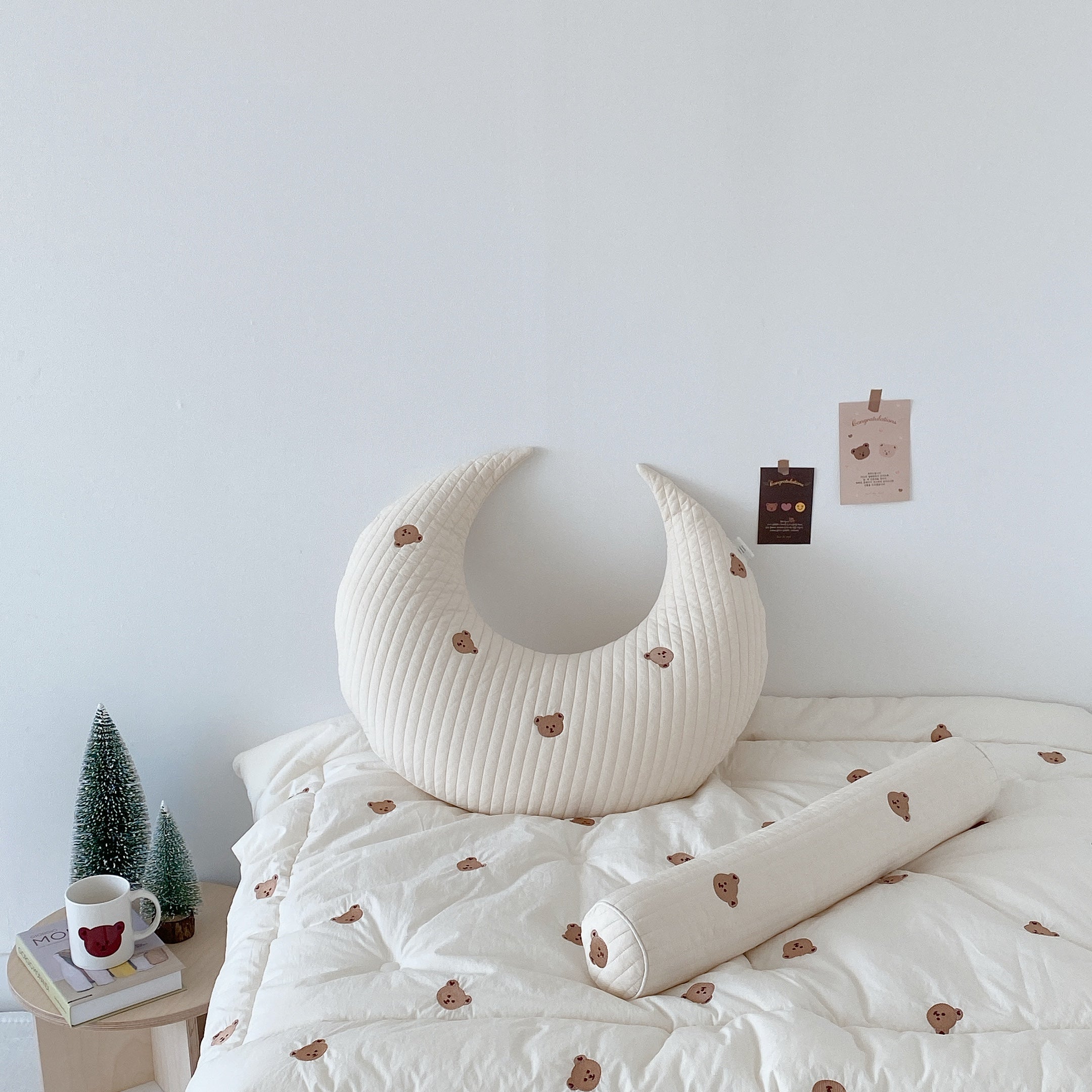 Hypoallergenic Moon Pillow | Bear